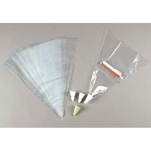 Image of Gilberts Set of 10 Disposable Piping Bags & 4 Nozzles